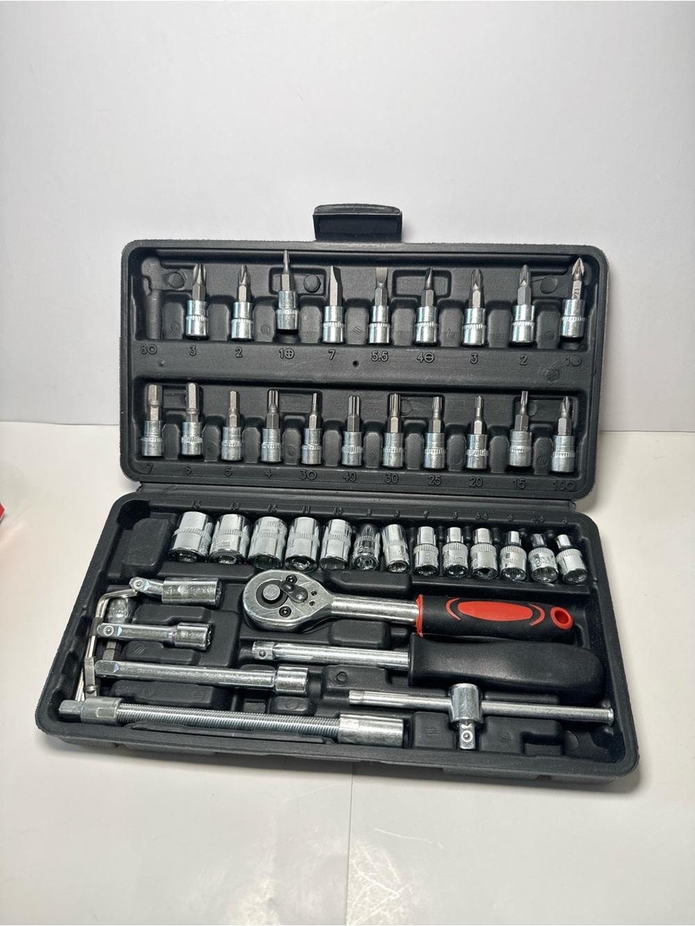 46PCS Socket Wrench Set Ratchet Tool Kit Metric Sockets Bits Extension Case